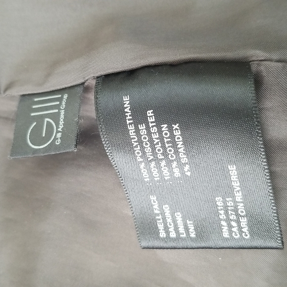 Kenneth Cole Faux Leather. Size XS. Grey. Lined. Zip Up with Zipper Pockets. - Picture 10 of 10